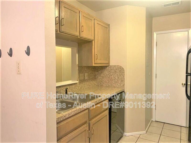 2907 Pearl St #101 - Photo 7 of 24