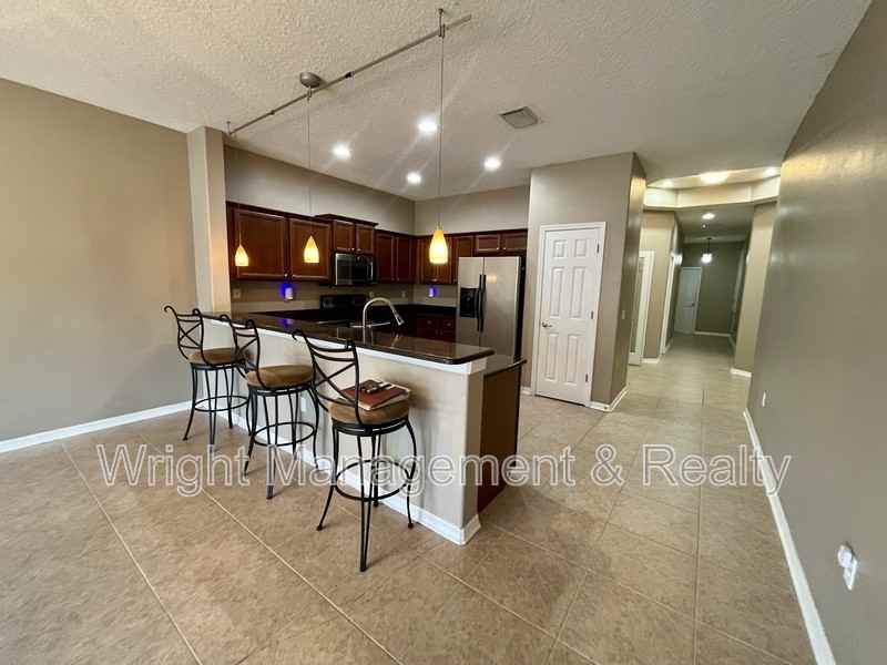 1040 Orca Ct - Photo 5 of 29