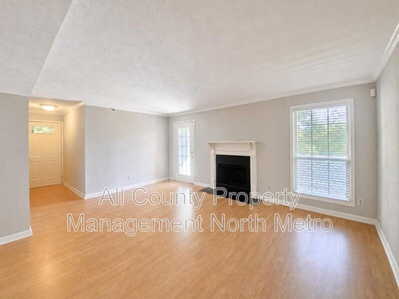 4120 Riverlook Pkwy Se #202 - Photo 2 of 21