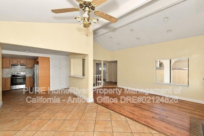 1805 Candice Ct - Photo 3 of 24