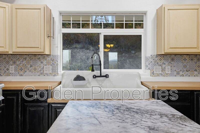 8846 E Challenge Rd - Photo 5 of 46