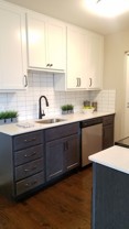 W Bryn Mawr Ave & N Sheridan Rd - Photo 1 of 1