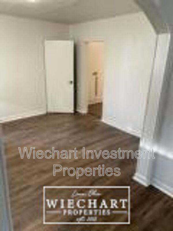 1434 Oakland Pkwy - Photo 4 of 15