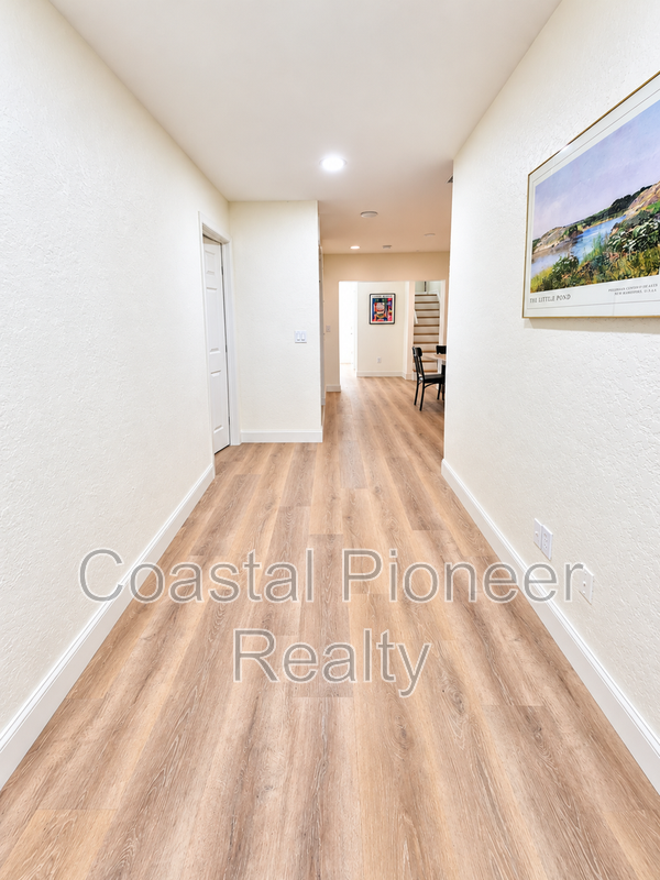 4447 Keyes Ave - Photo 4 of 31