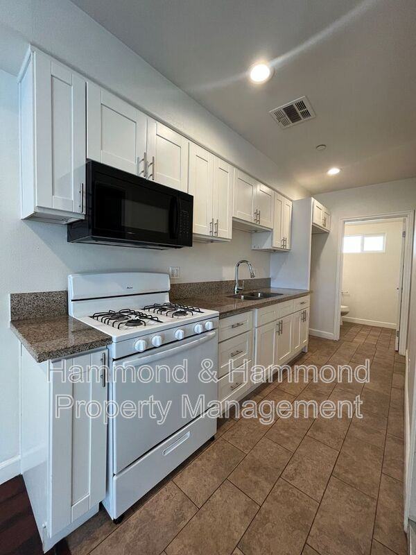 1401 Celis St #105 - Photo 5 of 14