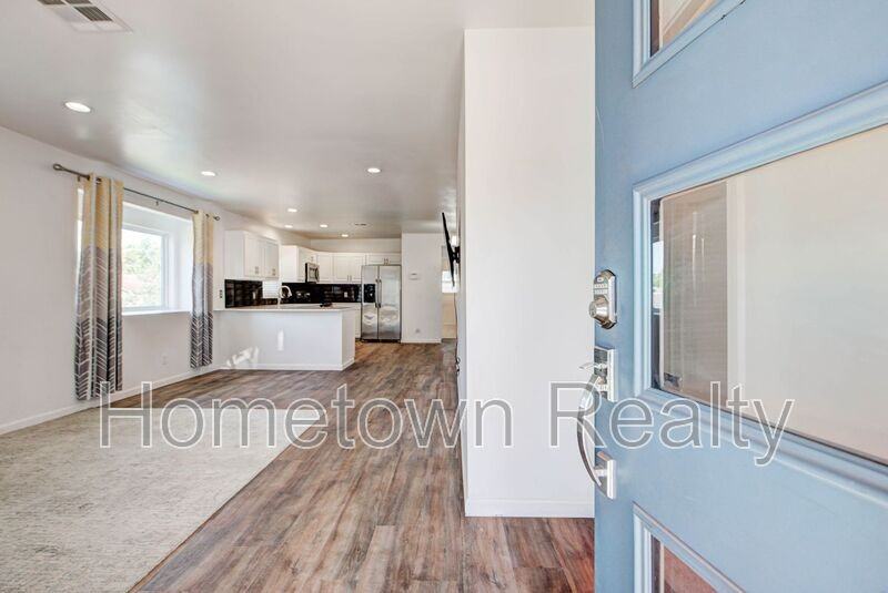 917 Nw 31st St - Photo 5 of 34