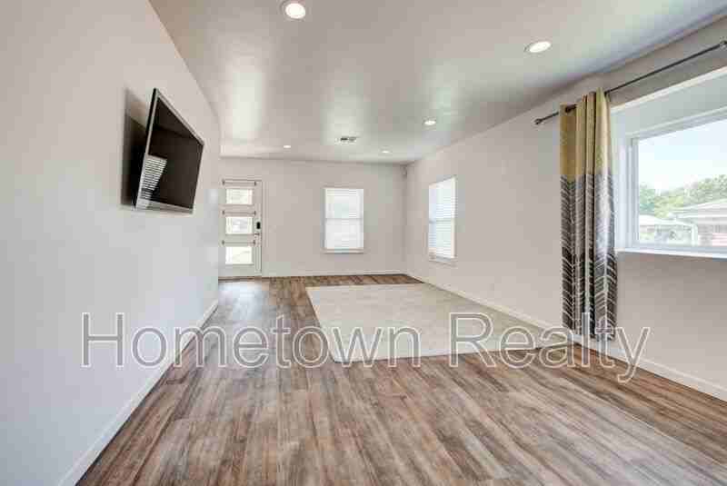 917 Nw 31st St - Photo 7 of 34