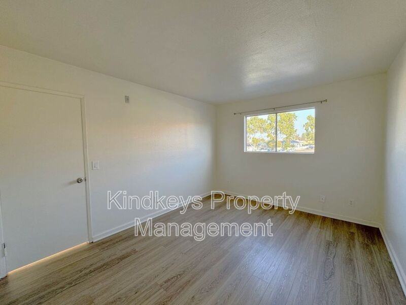 7791 Linda Vista Rd #16 - Photo 4 of 14