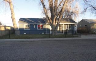 featured image of 821 Derington Ave