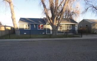 821 Derington Ave - Photo 1 of 1