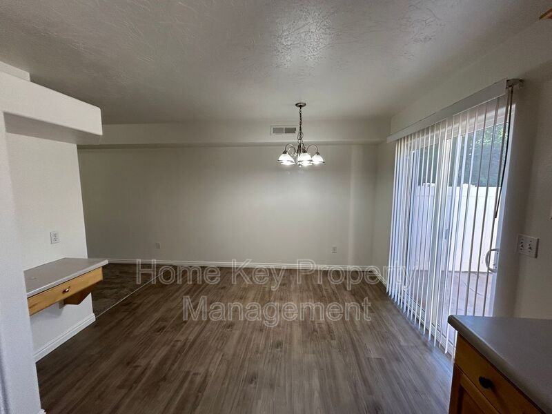 1735 Wn #1604 - Photo 5 of 27