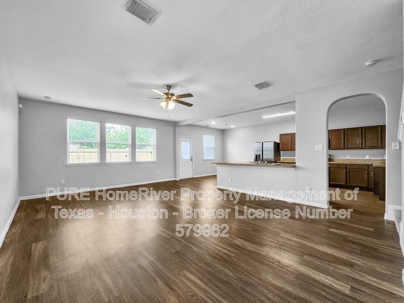 10311 Urban Oak Trl - Photo 7 of 30