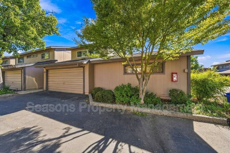 1928 Bechelli Ln - Photo 2 of 28