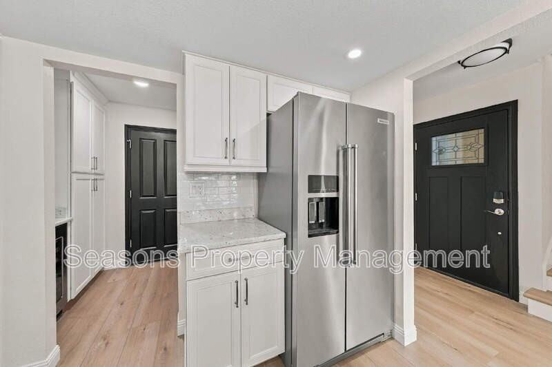 1928 Bechelli Ln - Photo 5 of 28