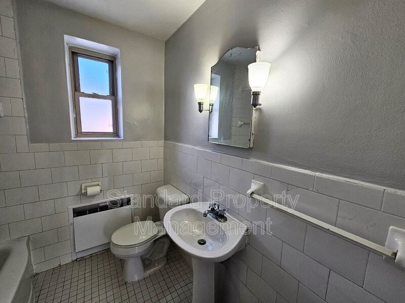 1974 Delaware Ave #6 - Photo 5 of 6