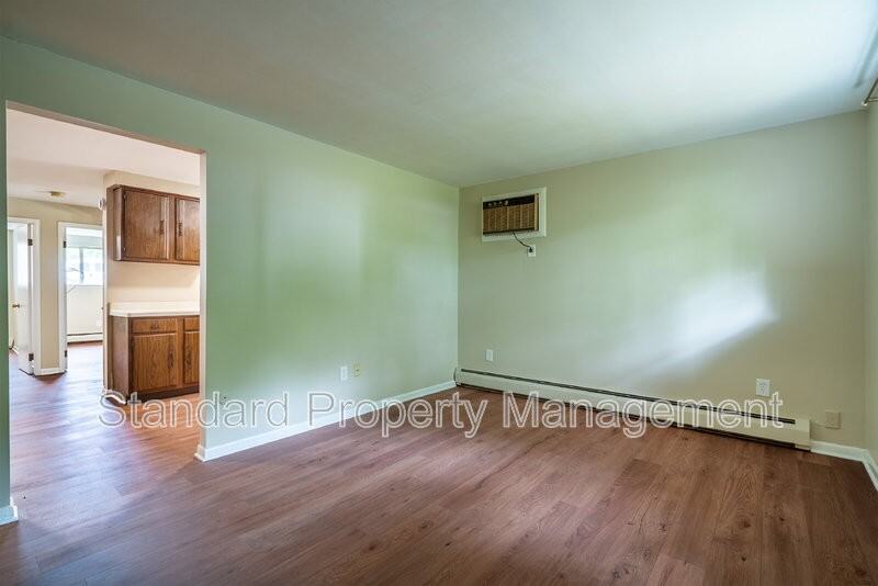 352 Robert Dr #2 - Photo 6 of 7