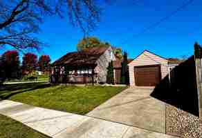 featured image of 909 10th St Nw
