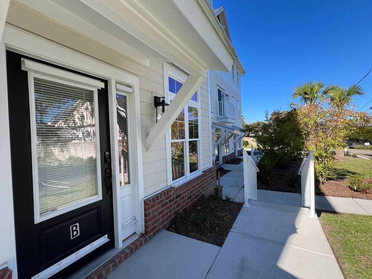 6612 Wildwood Trail - Photo 2 of 23