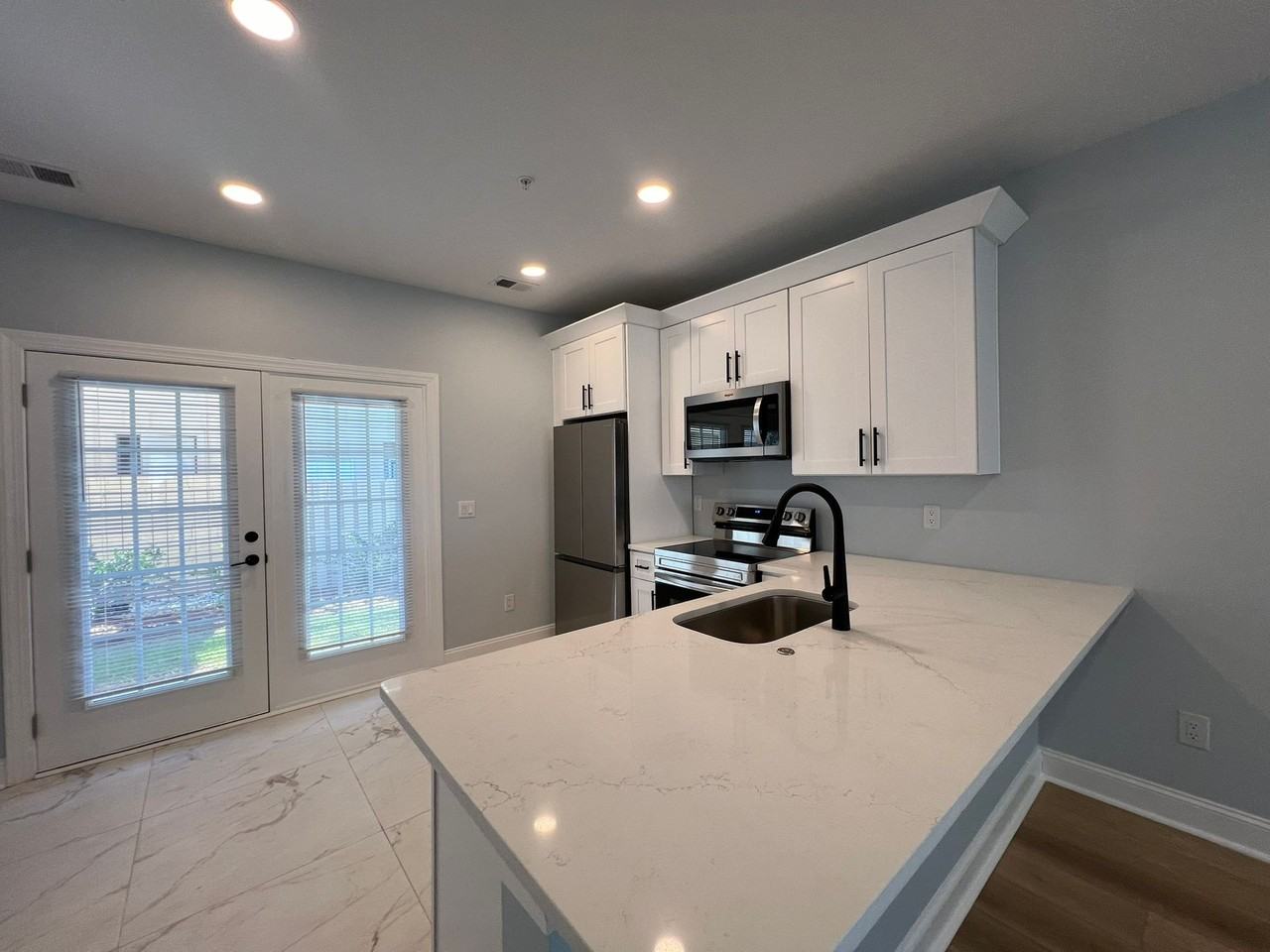 6612 Wildwood Trail - Photo 7 of 23
