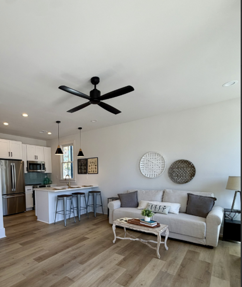 762 Grove Street - Photo 2 of 14