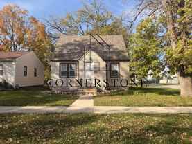 604 S 20th St - Photo 1 of 1