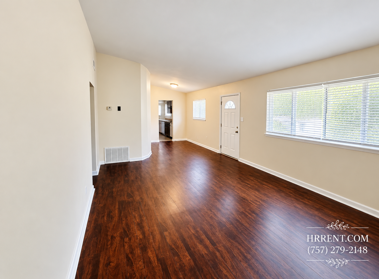 3504 Maverick St - Photo 3 of 15