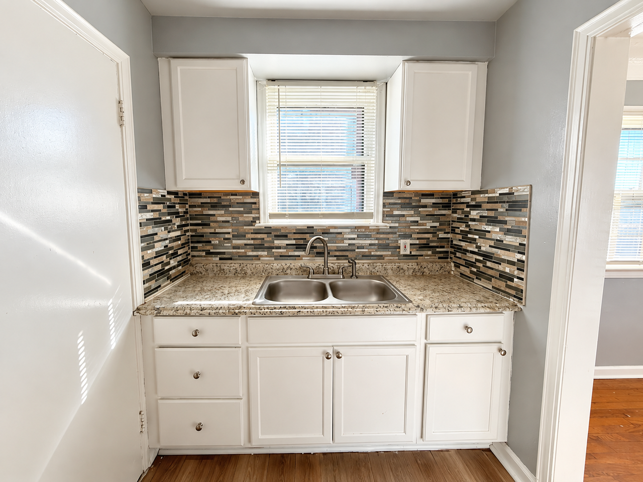 19162 Patton St - Photo 6 of 18