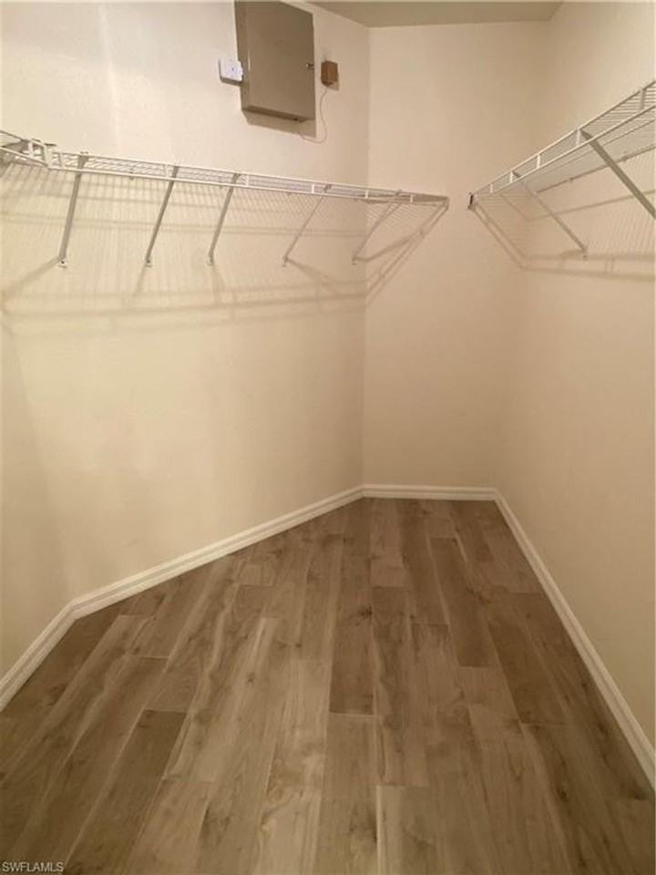 20684 Torrey Way - Photo 3 of 17