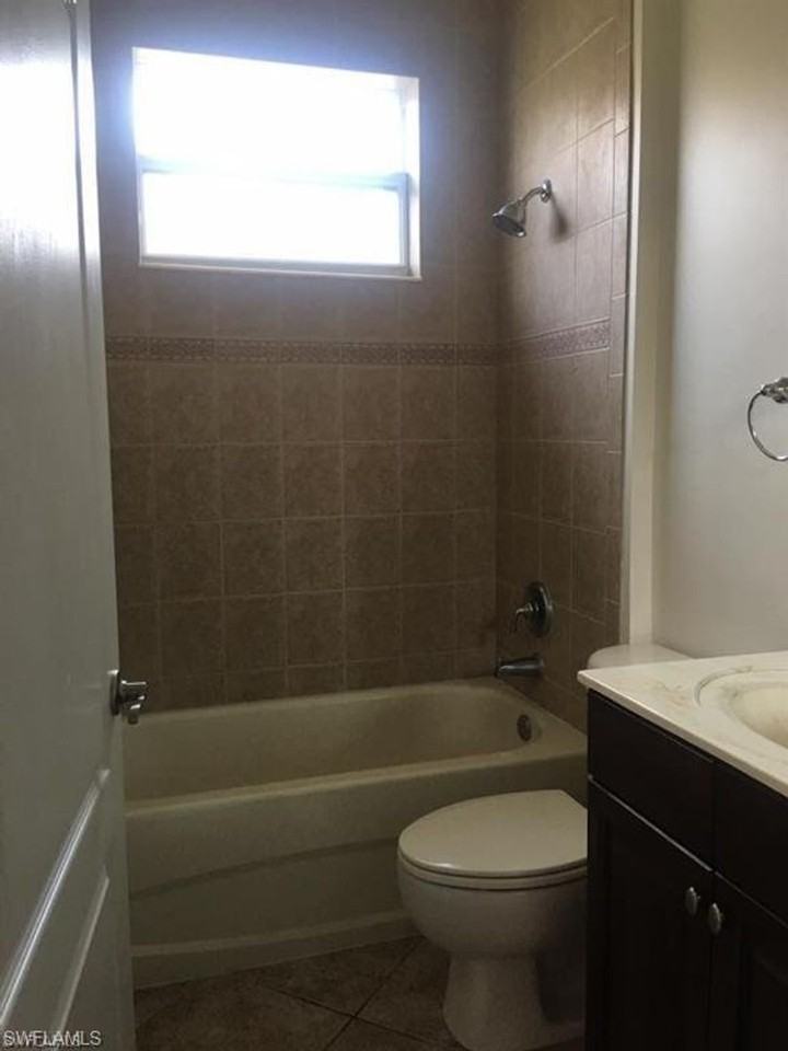20684 Torrey Way - Photo 6 of 17