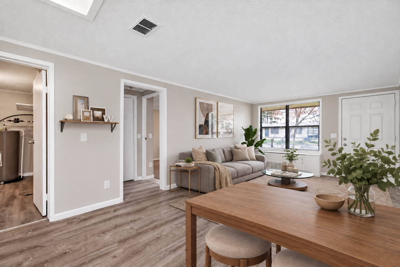 Waterbury Apartments - Photo 4 of 10