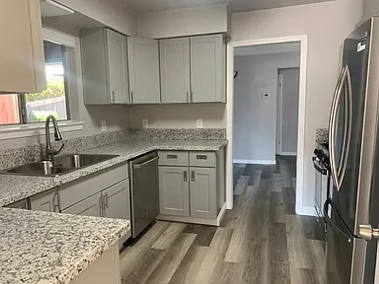 6915 Palm Ave - Photo 5 of 12