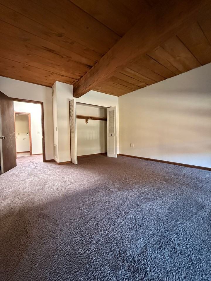 100 Bemis Rd - Photo 6 of 8
