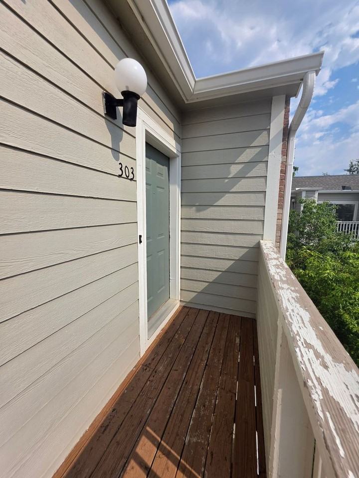 2850 Aurora Ave - Photo 2 of 18