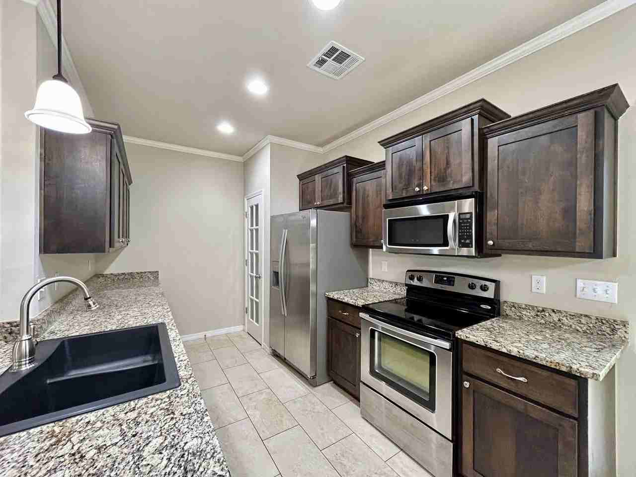 1715 W 21st Ave - Photo 6 of 22