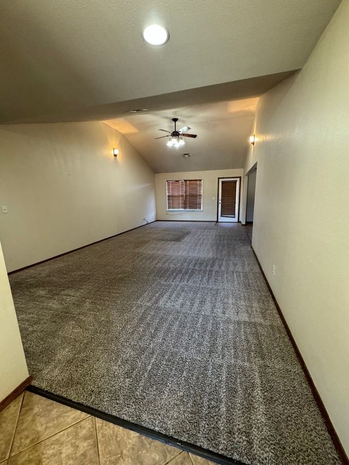 2023 N Briarwood St - Photo 2 of 20