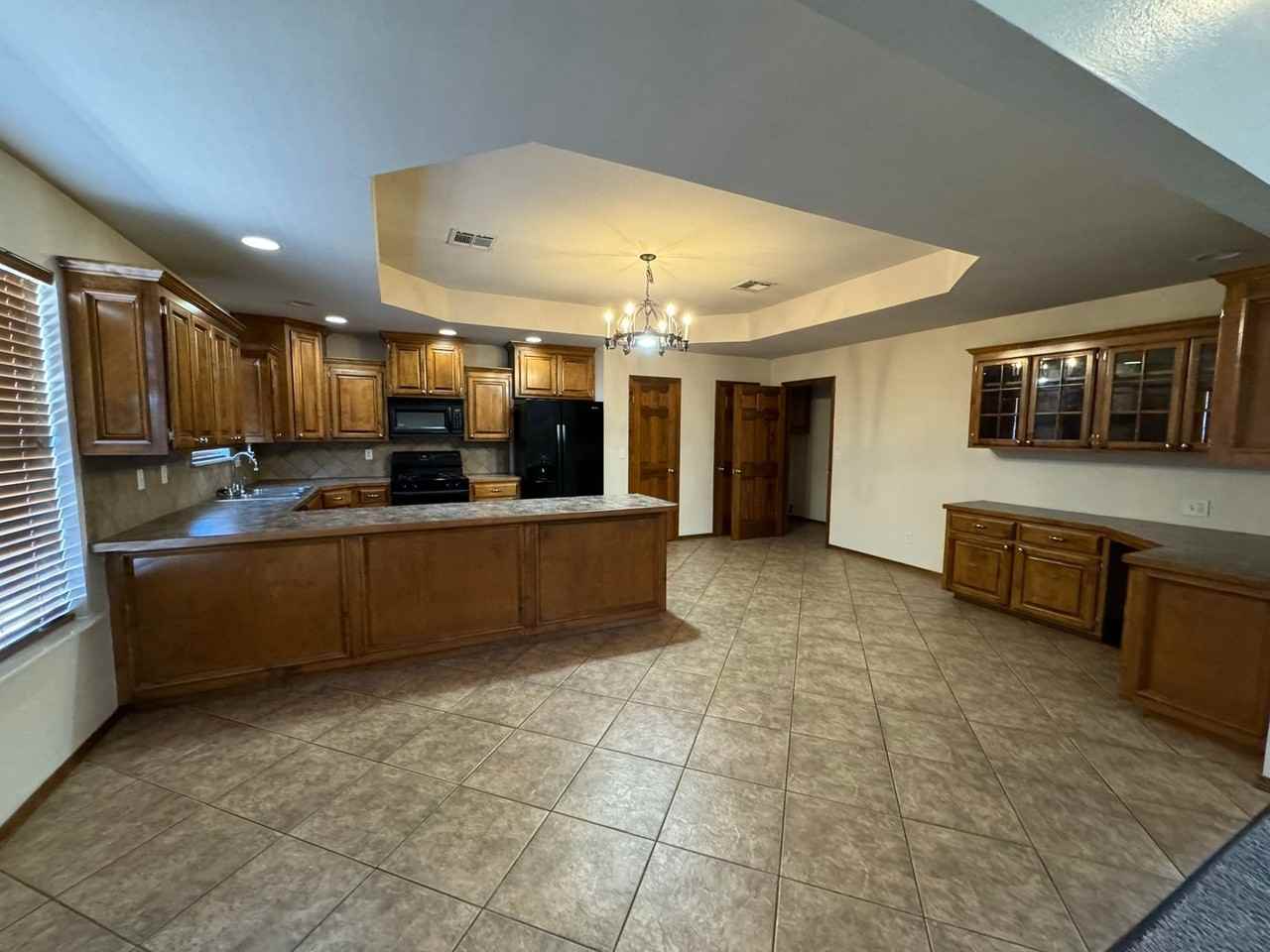 2023 N Briarwood St - Photo 4 of 20