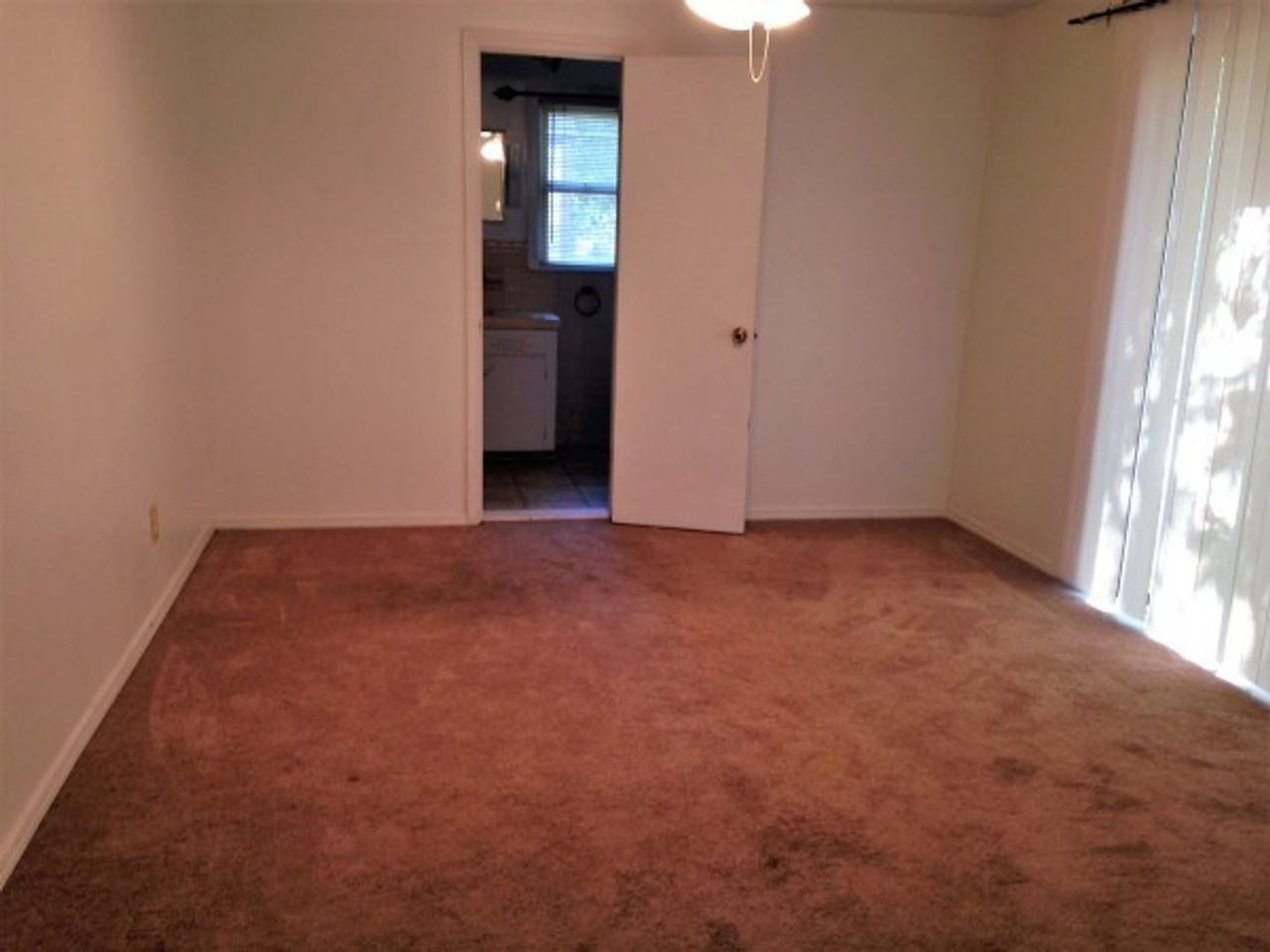 1319 W 8th Ave - Photo 7 of 9