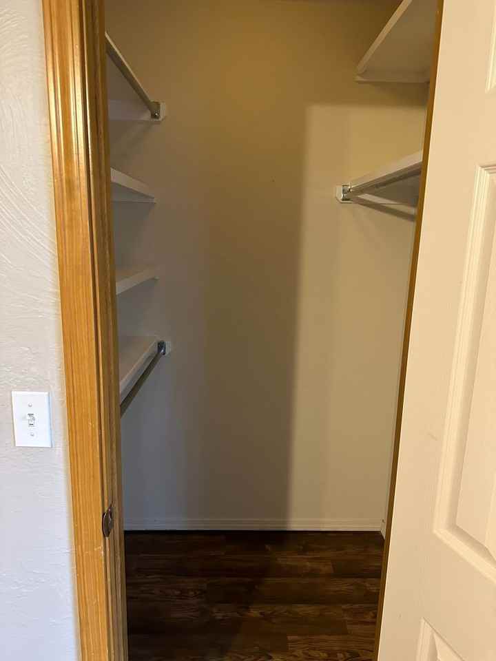 1403 S August St - Photo 7 of 22