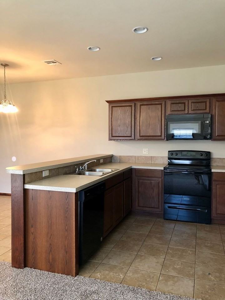 1718 W 24th Ave - Photo 7 of 25