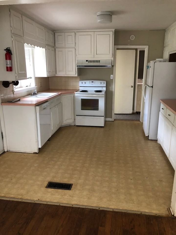 2224 W Admiral Rd - Photo 3 of 16