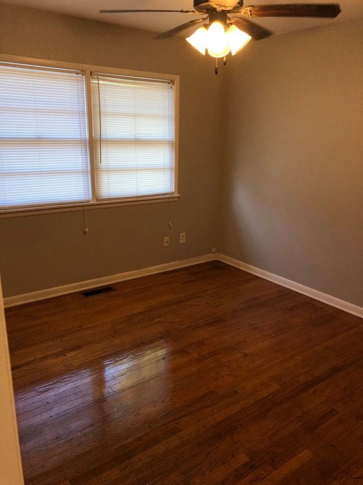 2224 W Admiral Rd - Photo 7 of 16