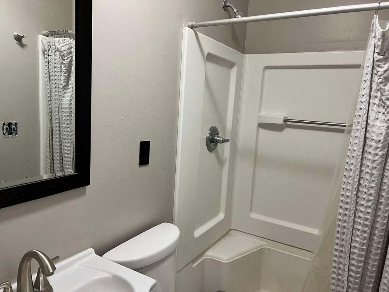824 W Brooke Ave - Photo 6 of 14