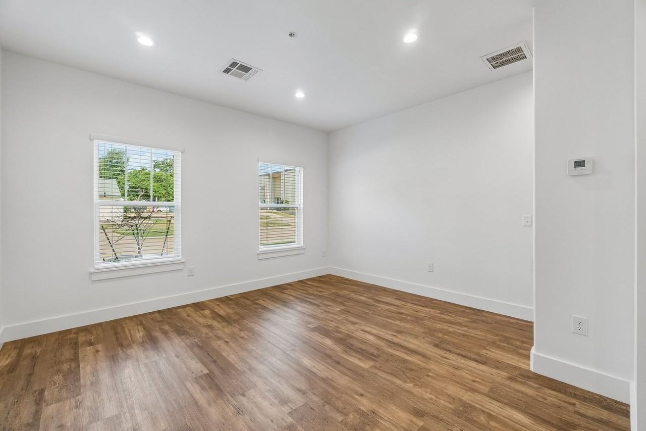 903 S Knoblock St - Photo 4 of 22