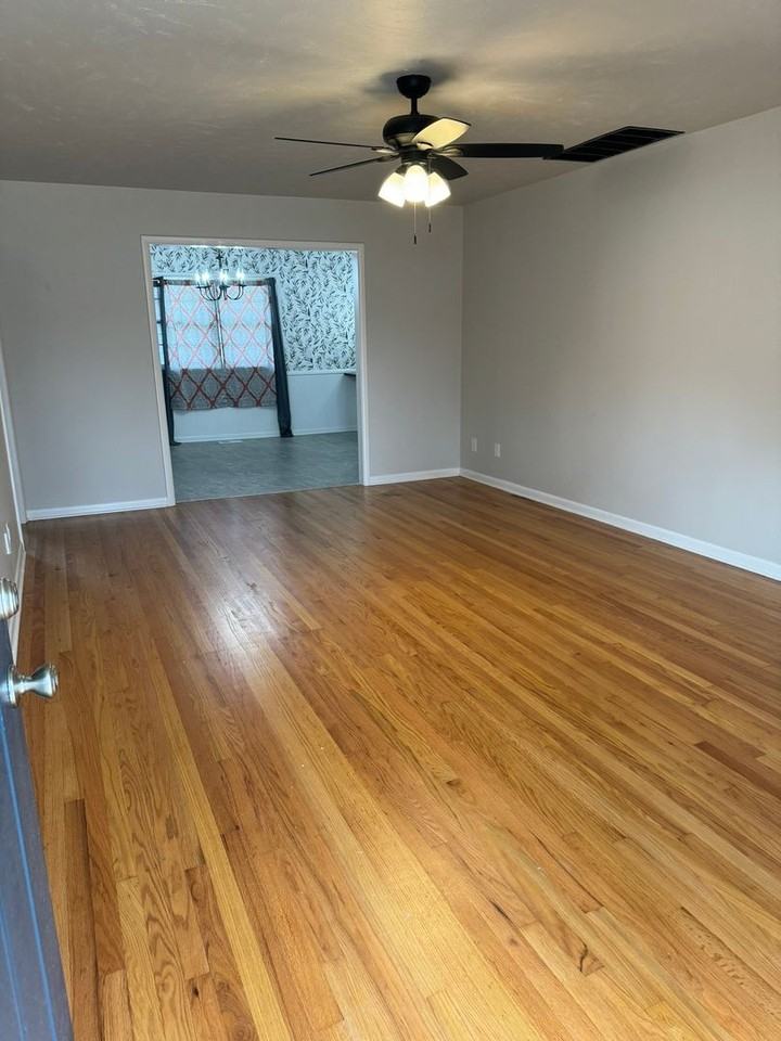 614 S Kings St - Photo 3 of 23