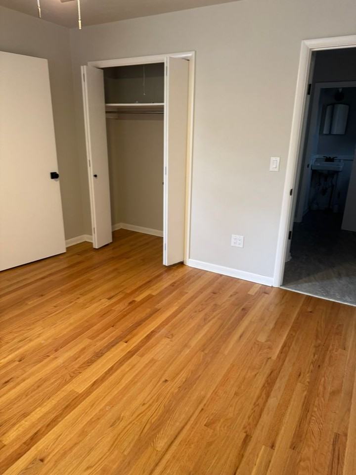 614 S Kings St - Photo 5 of 23