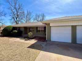 featured image of 2207 W 8th Ave