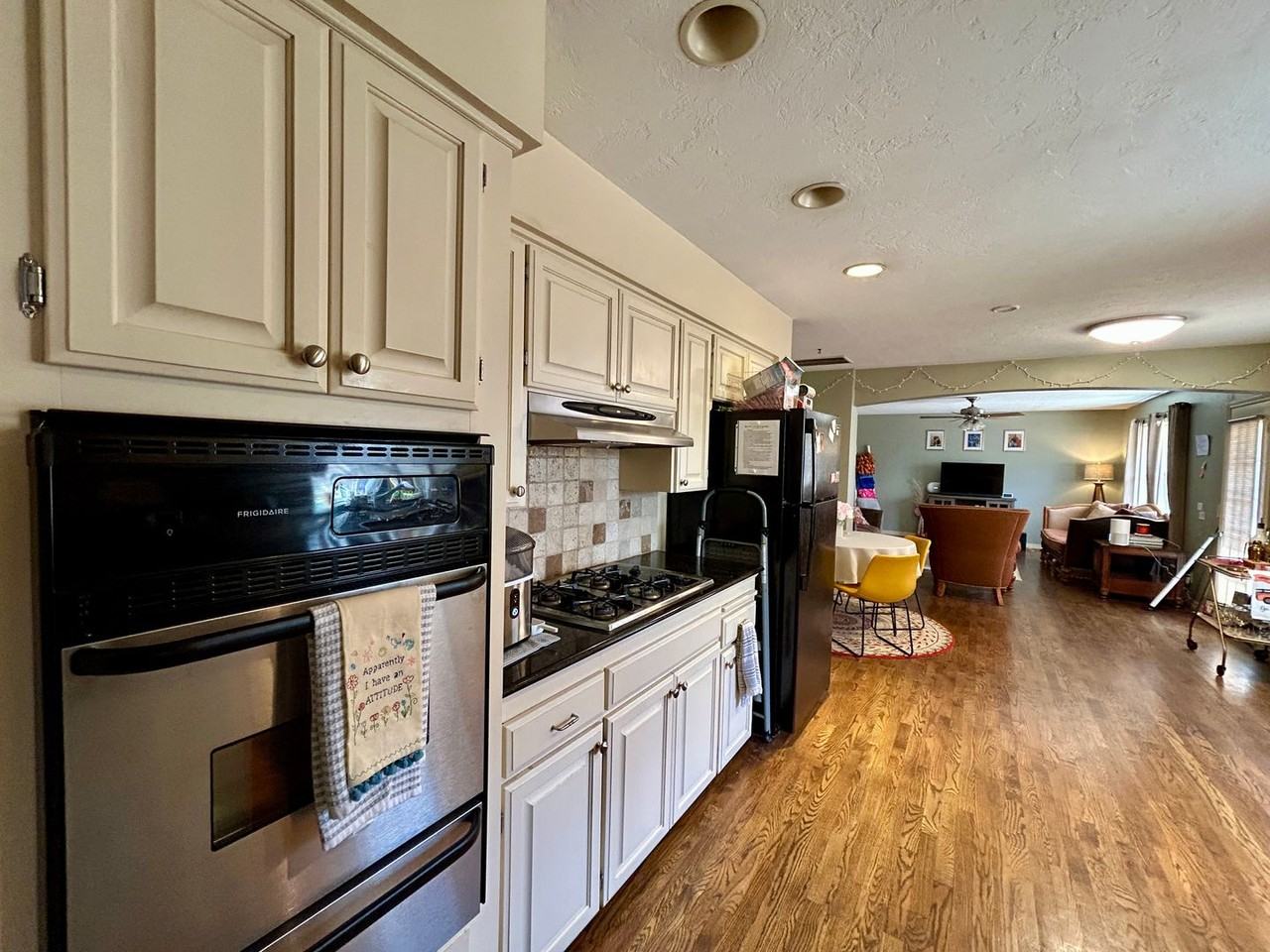 2207 W 8th Ave - Photo 6 of 24