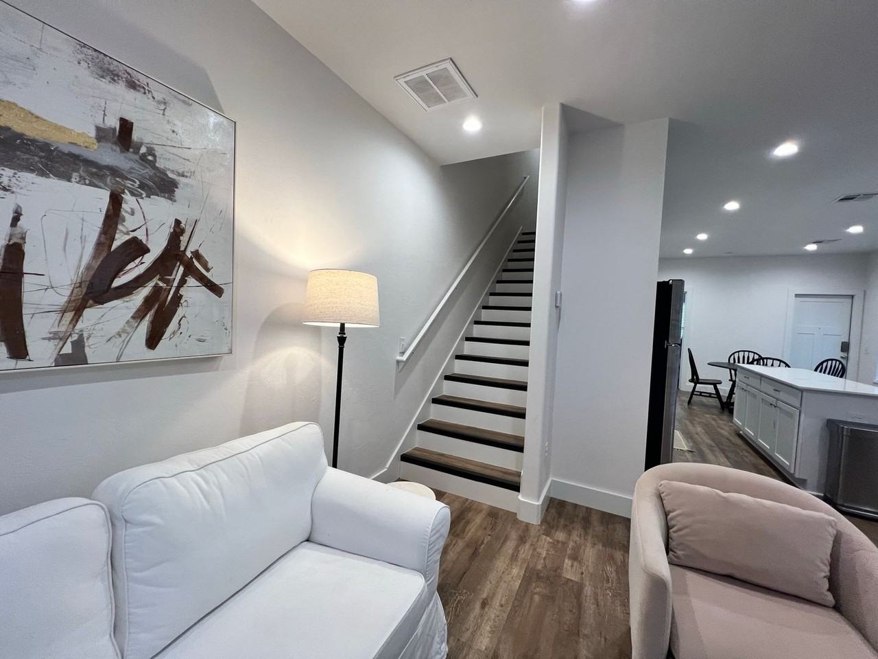 515 W 9th Ave - Photo 3 of 13