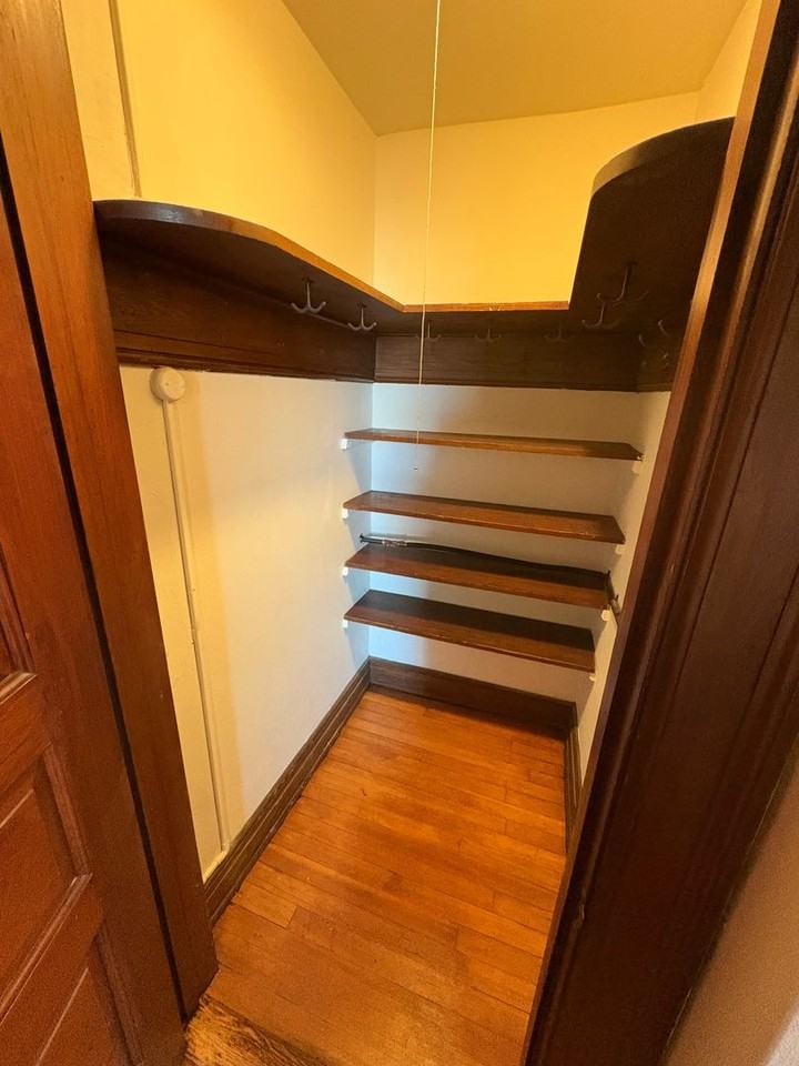 203 S George Street - Photo 6 of 19