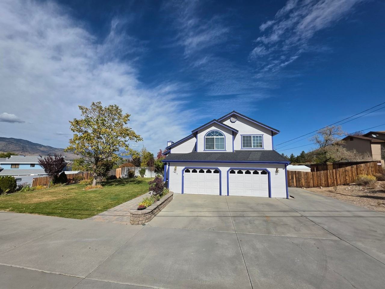 2370 Damon Rd - Photo 2 of 9